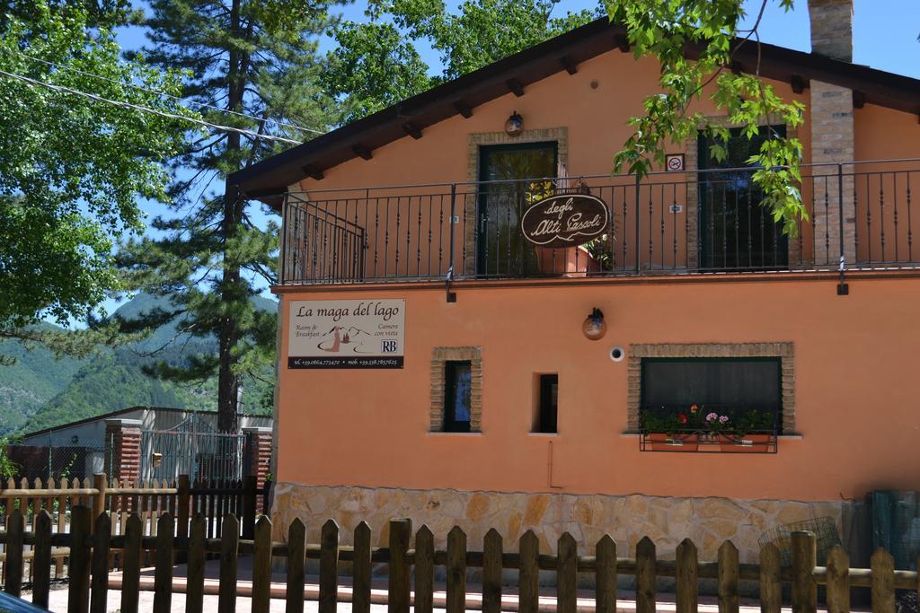 La Maga Del Lago سكانو الغرفة الصورة